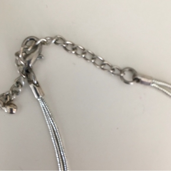 3/$20 Silver plated Necklace w/blue medallion
Excellent condition!
Beautiful! - Picture 3 of 7